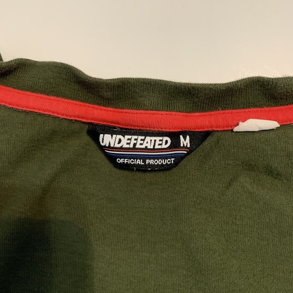 Undefeated Brand UNDFTD 05 Graphic Shirt Mens Size Medium  Short Sleeve Olive - Picture 6 of 10